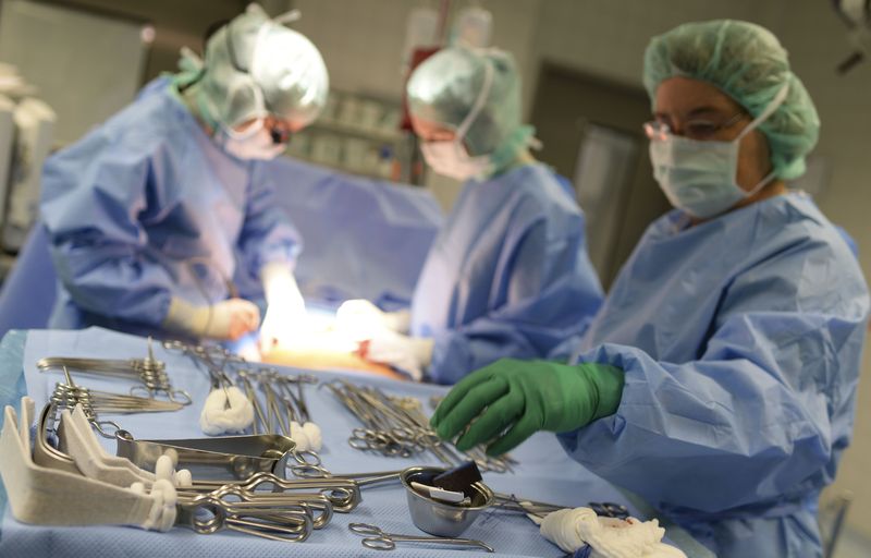 Health Rounds: Researchers find key to preventing common liver transplant complication-